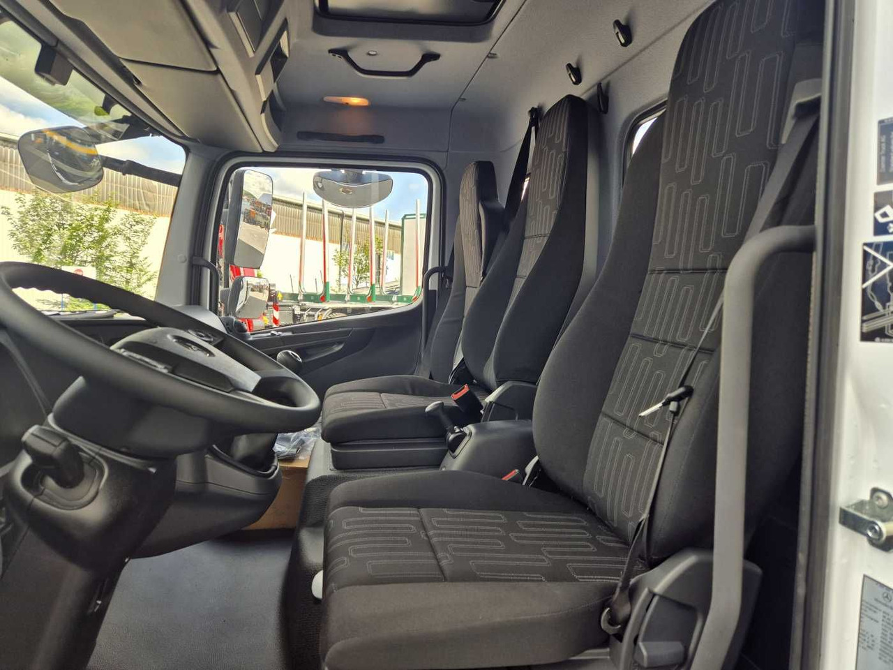 Kipper Transporter Mercedes-Benz Atego 823 KK Kipper+Kran+Funk+Greifersteuerung: das Bild 12
