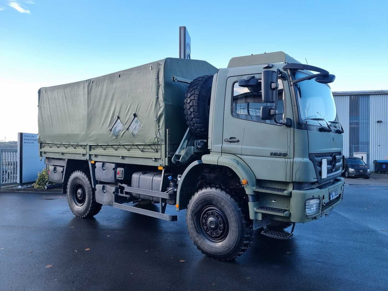 Mercedes-Benz Axor 1829 A 4x4 Pritsche/Plane 10 Stück - Plane LKW: das Bild 5 Mercedes-Benz Axor 1829 A 4x4 Pritsche/Plane 10 Stück - Plane LKW: das Bild 5