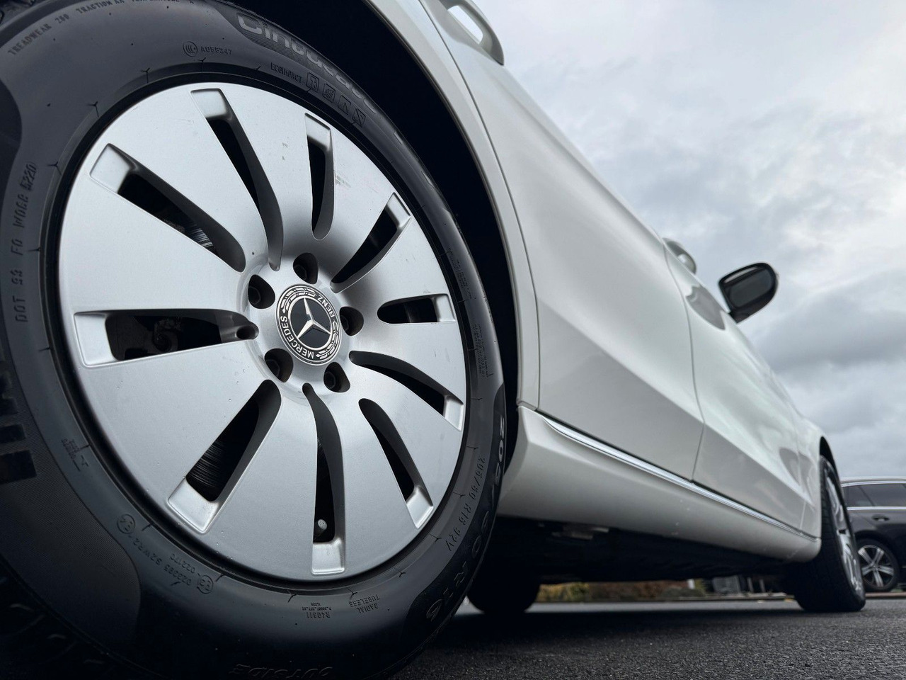 Mercedes-Benz C 180d T LED+RKamera+SHZ+DAB - Kombi: das Bild 5 Mercedes-Benz C 180d T LED+RKamera+SHZ+DAB - Kombi: das Bild 5