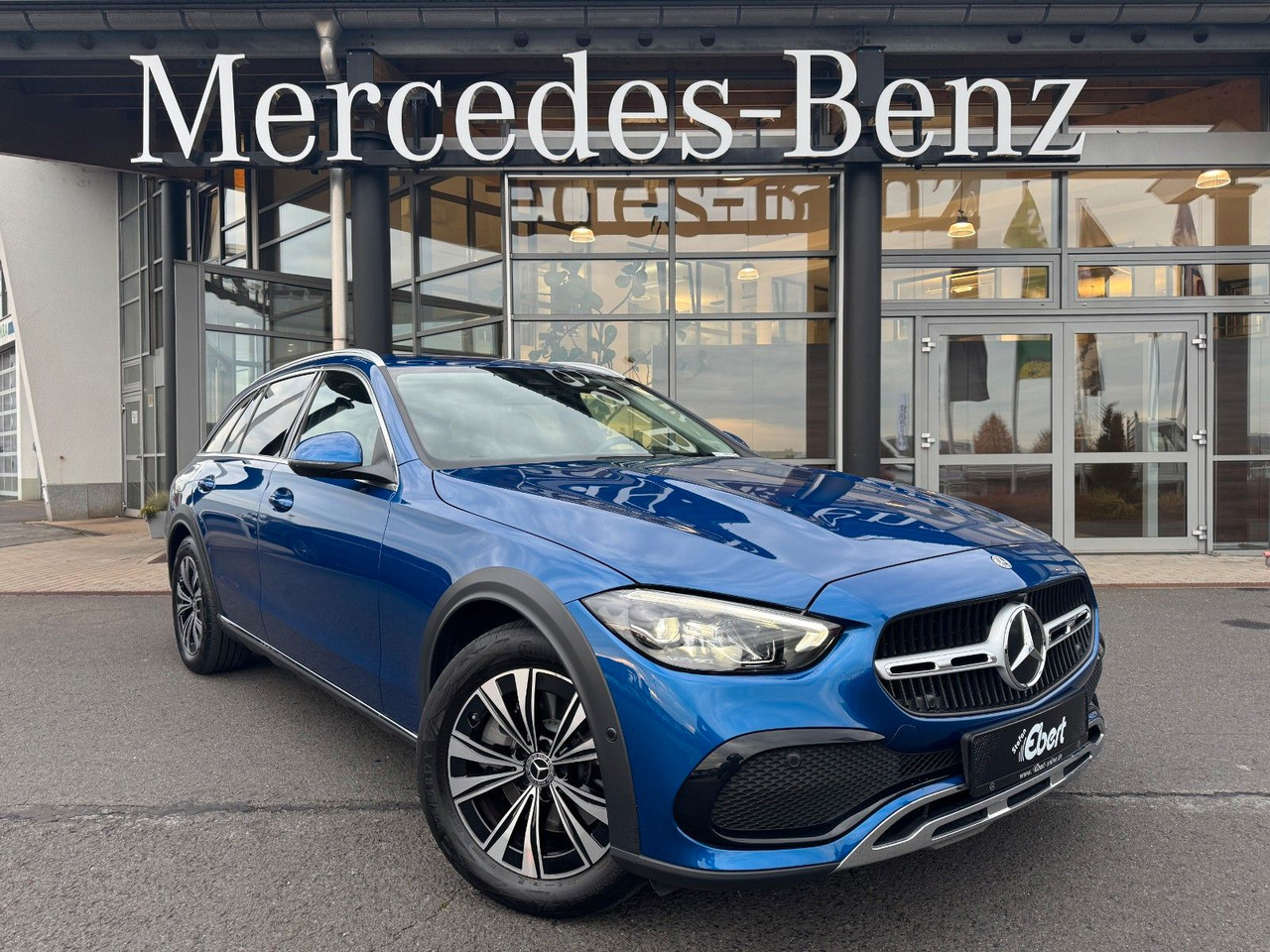 Mercedes-Benz C 200 T All Terrain 4M+Ambiente+360+Augmented - Kombi: das Bild 1 Mercedes-Benz C 200 T All Terrain 4M+Ambiente+360+Augmented - Kombi: das Bild 1