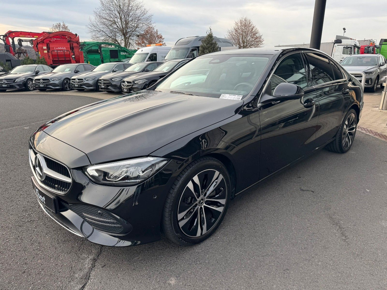 Mercedes-Benz C 220d Avantgarde+Pano+HUD+RFK+TotW+AmbiPrem - Limousine: das Bild 3 Mercedes-Benz C 220d Avantgarde+Pano+HUD+RFK+TotW+AmbiPrem - Limousine: das Bild 3