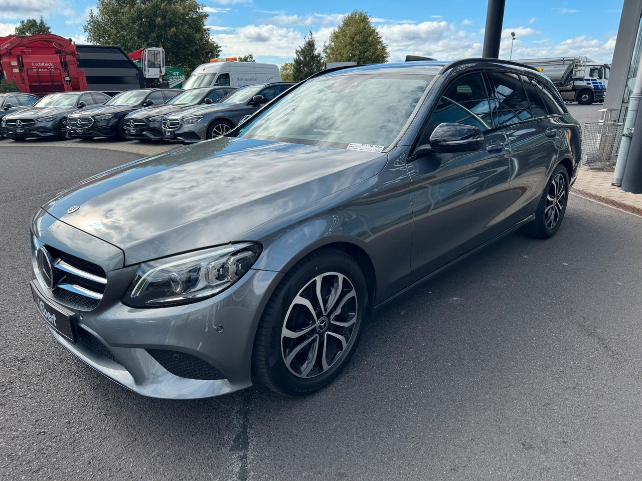 Mercedes-Benz C 220d T Avantgarde+DistrPlus+AHK+MultiB+RFK - Kombi: das Bild 2 Mercedes-Benz C 220d T Avantgarde+DistrPlus+AHK+MultiB+RFK - Kombi: das Bild 2
