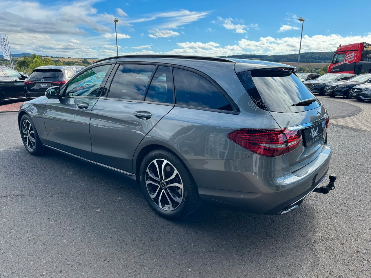 Mercedes-Benz C 220d T Avantgarde+DistrPlus+AHK+MultiB+RFK - Kombi: das Bild 3 Mercedes-Benz C 220d T Avantgarde+DistrPlus+AHK+MultiB+RFK - Kombi: das Bild 3