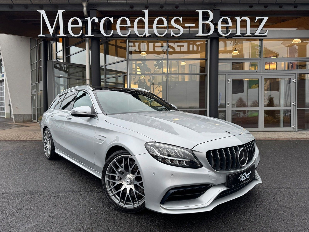 Mercedes-Benz C 63 AMG T Pano+Burmester+Distr+Memory+RFK - Kombi: das Bild 1 Mercedes-Benz C 63 AMG T Pano+Burmester+Distr+Memory+RFK - Kombi: das Bild 1