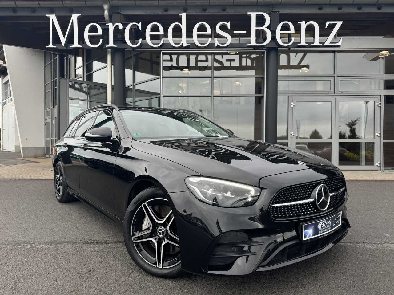 Mercedes-Benz E 300de T AMG+Pano+DistrPlus+Night +AHK+360+Ambi - PKW: das Bild 1 Mercedes-Benz E 300de T AMG+Pano+DistrPlus+Night +AHK+360+Ambi - PKW: das Bild 1