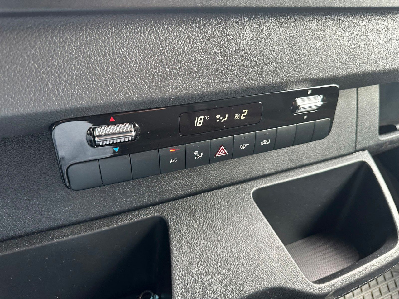 Kastenwagen Mercedes-Benz Sprinter 317 CDI 3665 9G Klima 360 SHZ Tempomat: das Bild 19