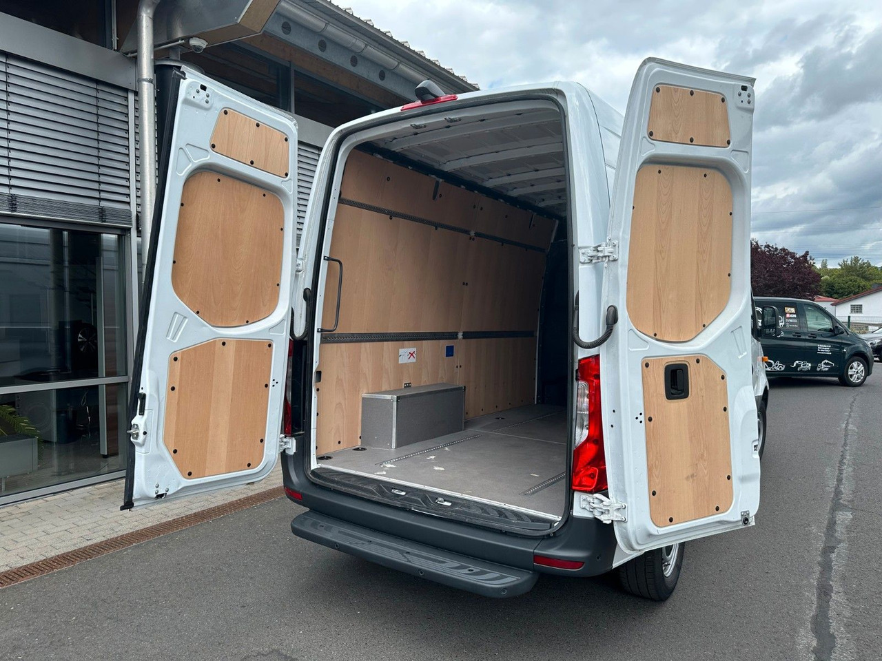 Kastenwagen Mercedes-Benz Sprinter 317 CDI 3665 9G Klima 360 SHZ Tempomat: das Bild 6
