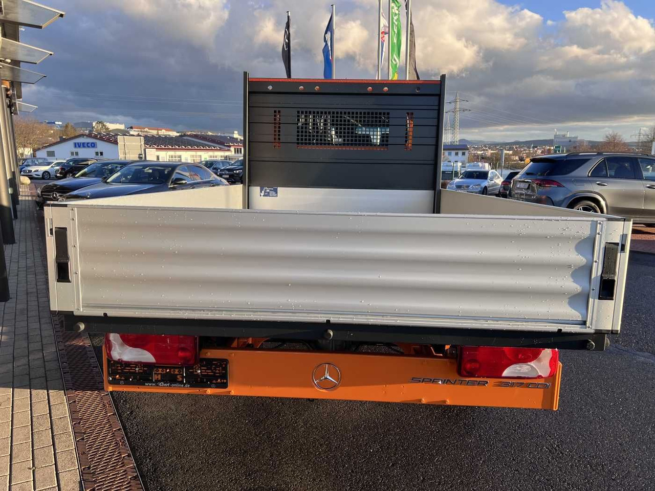 Mercedes-Benz Sprinter 317 CDI DoKa 4325 Klima MBUX Stdheiz - Planen Transporter, Transporter mit Doppelkabine: das Bild 5 Mercedes-Benz Sprinter 317 CDI DoKa 4325 Klima MBUX Stdheiz - Planen Transporter, Transporter mit Doppelkabine: das Bild 5