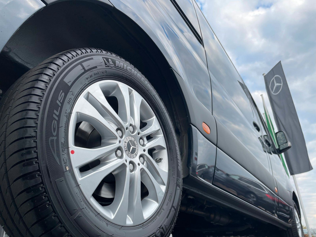 Leasing für  Mercedes-Benz Sprinter 317 CDI Tourer 3665 9G Kamera AHK3,5to Mercedes-Benz Sprinter 317 CDI Tourer 3665 9G Kamera AHK3,5to: das Bild 7