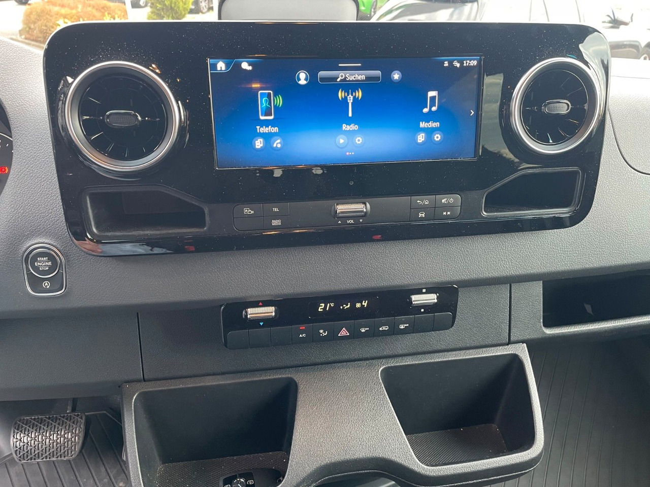 Leasing für  Mercedes-Benz Sprinter 317 CDI Tourer 3665 9G Kamera AHK3,5to Mercedes-Benz Sprinter 317 CDI Tourer 3665 9G Kamera AHK3,5to: das Bild 16