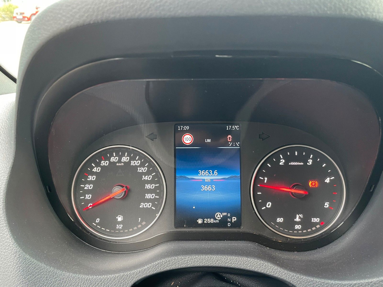 Leasing für  Mercedes-Benz Sprinter 317 CDI Tourer 3665 9G Kamera AHK3,5to Mercedes-Benz Sprinter 317 CDI Tourer 3665 9G Kamera AHK3,5to: das Bild 15