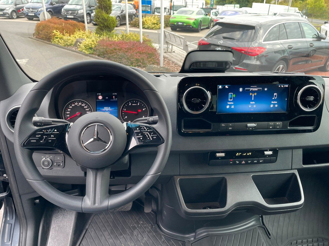 Leasing für  Mercedes-Benz Sprinter 317 CDI Tourer 3665 9G Kamera AHK3,5to Mercedes-Benz Sprinter 317 CDI Tourer 3665 9G Kamera AHK3,5to: das Bild 14