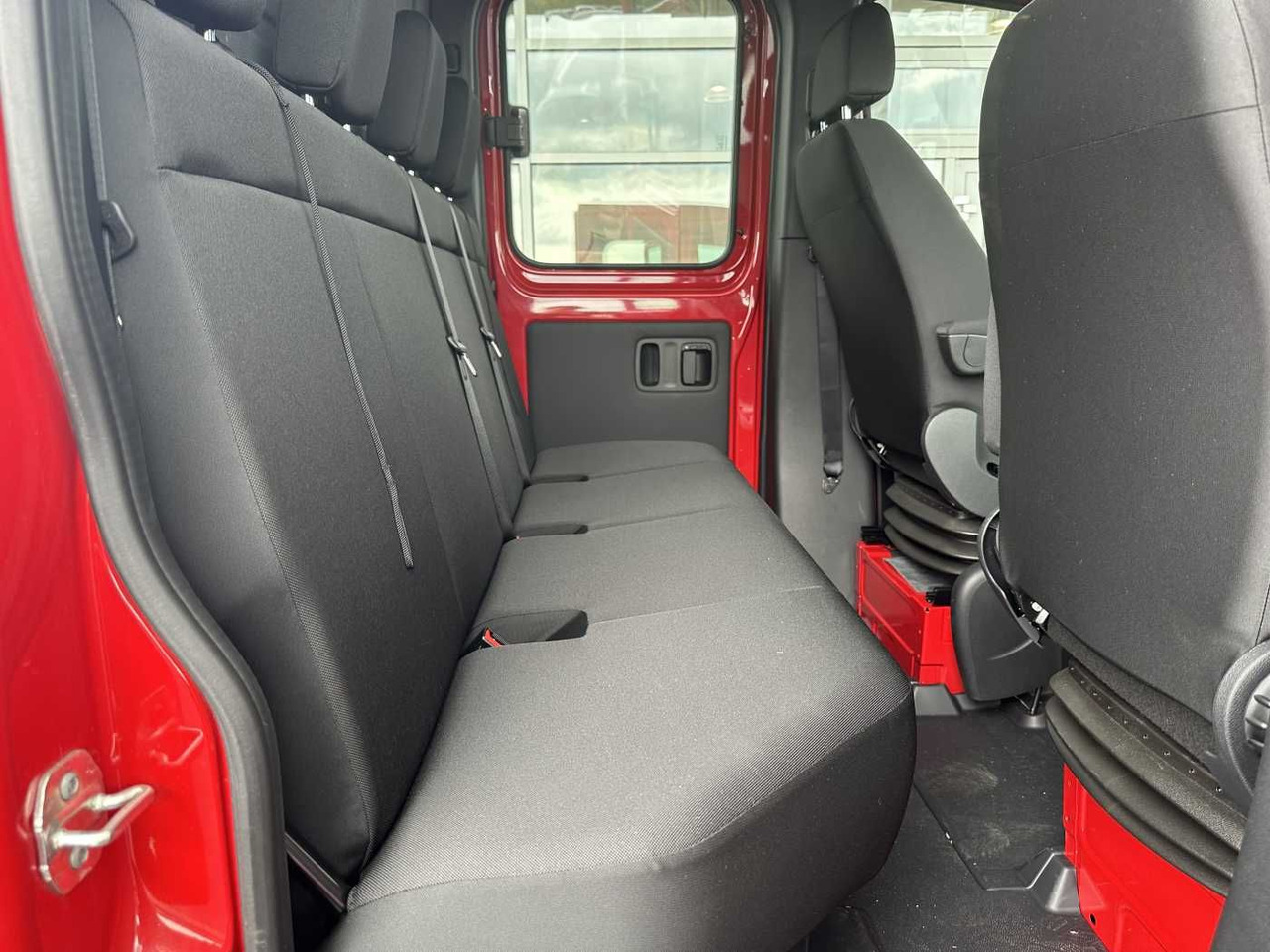 Pritsche Transporter, Transporter mit Doppelkabine Mercedes-Benz Sprinter 519 CDI 4x4 4325 DoKa AHK Klima Kamera: das Bild 9