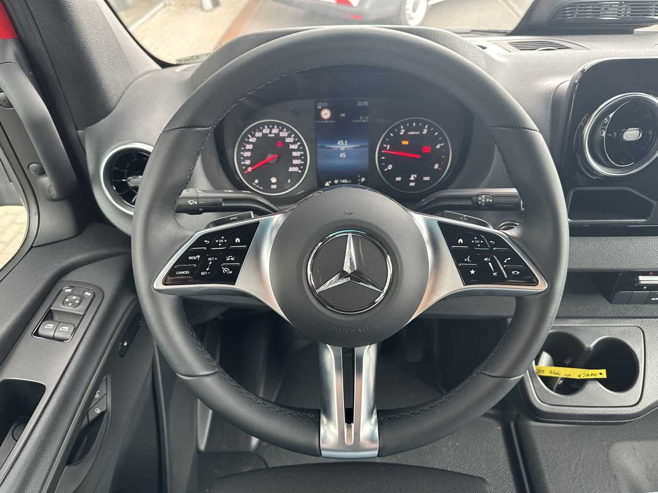 Pritsche Transporter, Transporter mit Doppelkabine Mercedes-Benz Sprinter 519 CDI 4x4 4325 DoKa AHK Klima Kamera: das Bild 11