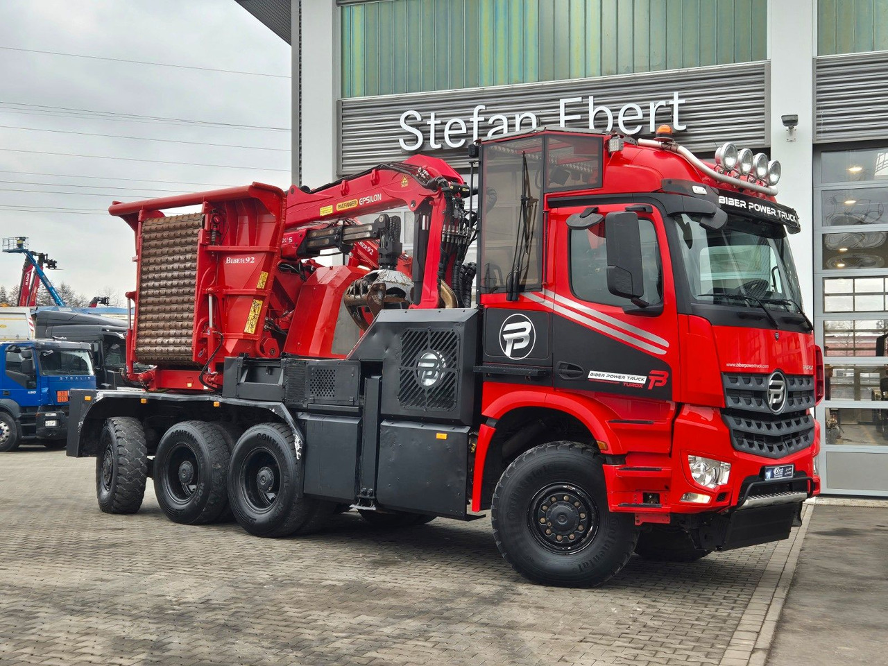 Mercedes-Benz TUROX 8x8 Eschlböck Biber 92 Holzhacker / 1.512h - Autokran: das Bild 1 Mercedes-Benz TUROX 8x8 Eschlböck Biber 92 Holzhacker / 1.512h - Autokran: das Bild 1