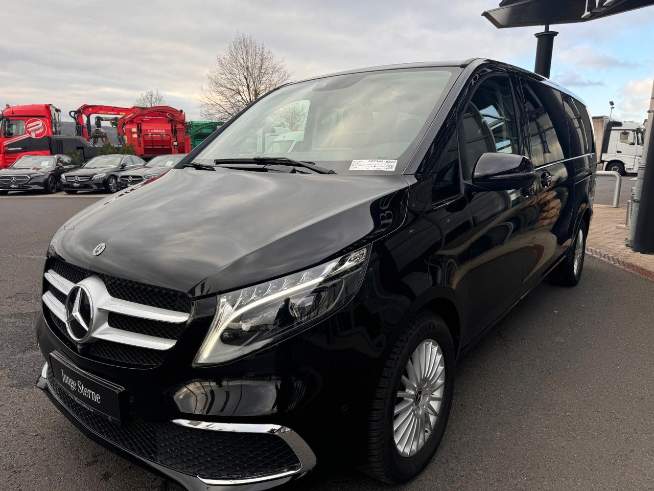 Mercedes-Benz V 300 d AVA Extralang 4MATIC AHK Stdh DISTRONIC - Kombi: das Bild 3 Mercedes-Benz V 300 d AVA Extralang 4MATIC AHK Stdh DISTRONIC - Kombi: das Bild 3