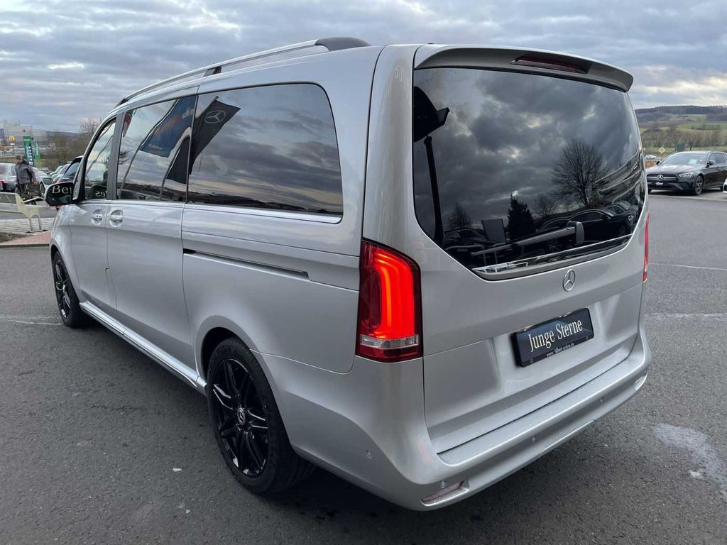 Mercedes-Benz V 300 d EXCLUSIVE ED AMG Panorama AHK2,5 DISTRON - Kleinbus, Personentransporter: das Bild 3 Mercedes-Benz V 300 d EXCLUSIVE ED AMG Panorama AHK2,5 DISTRON - Kleinbus, Personentransporter: das Bild 3