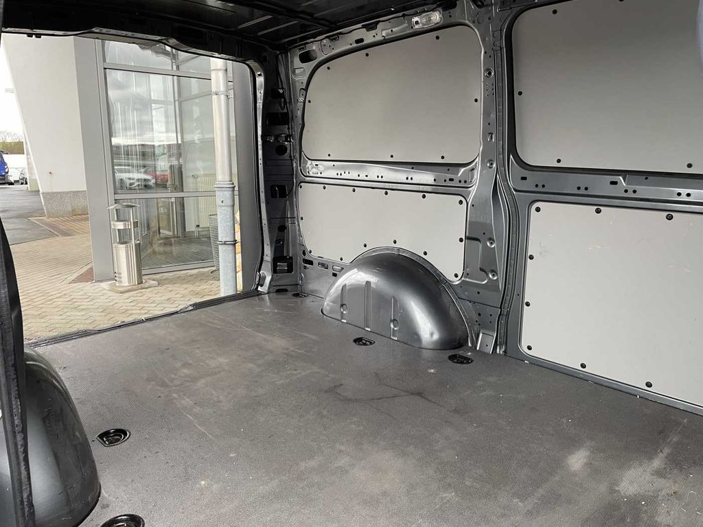 Kastenwagen Mercedes-Benz Vito 114 CDI 3200 Klima Kamera AHK Navi Tempomat: das Bild 8