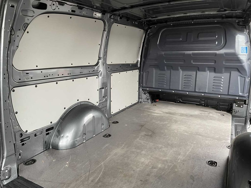 Kastenwagen Mercedes-Benz Vito 114 CDI 3200 Klima Kamera AHK Navi Tempomat: das Bild 6
