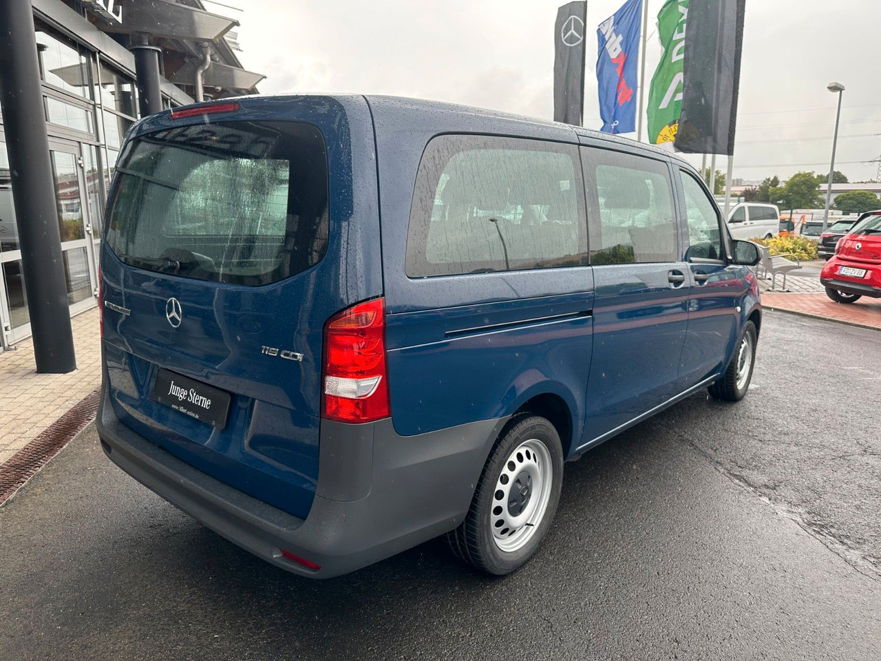 Mercedes-Benz Vito 119 CDI Tourer 3200 Klima AHK Tempomat - Personentransporter: das Bild 4 Mercedes-Benz Vito 119 CDI Tourer 3200 Klima AHK Tempomat - Personentransporter: das Bild 4