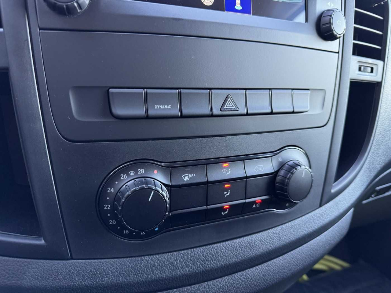 Kleintransporter, Elektro-Transporter, Zustand - NEU Mercedes-Benz eVito 112 Audio 30 Sitzheizung Kamera Tempomat: das Bild 12