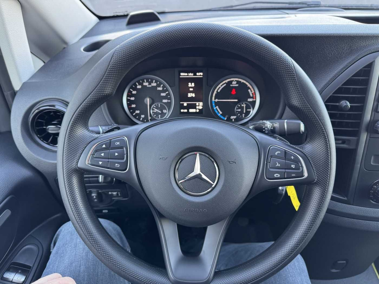 Kleintransporter, Elektro-Transporter, Zustand - NEU Mercedes-Benz eVito 112 Audio 30 Sitzheizung Kamera Tempomat: das Bild 15
