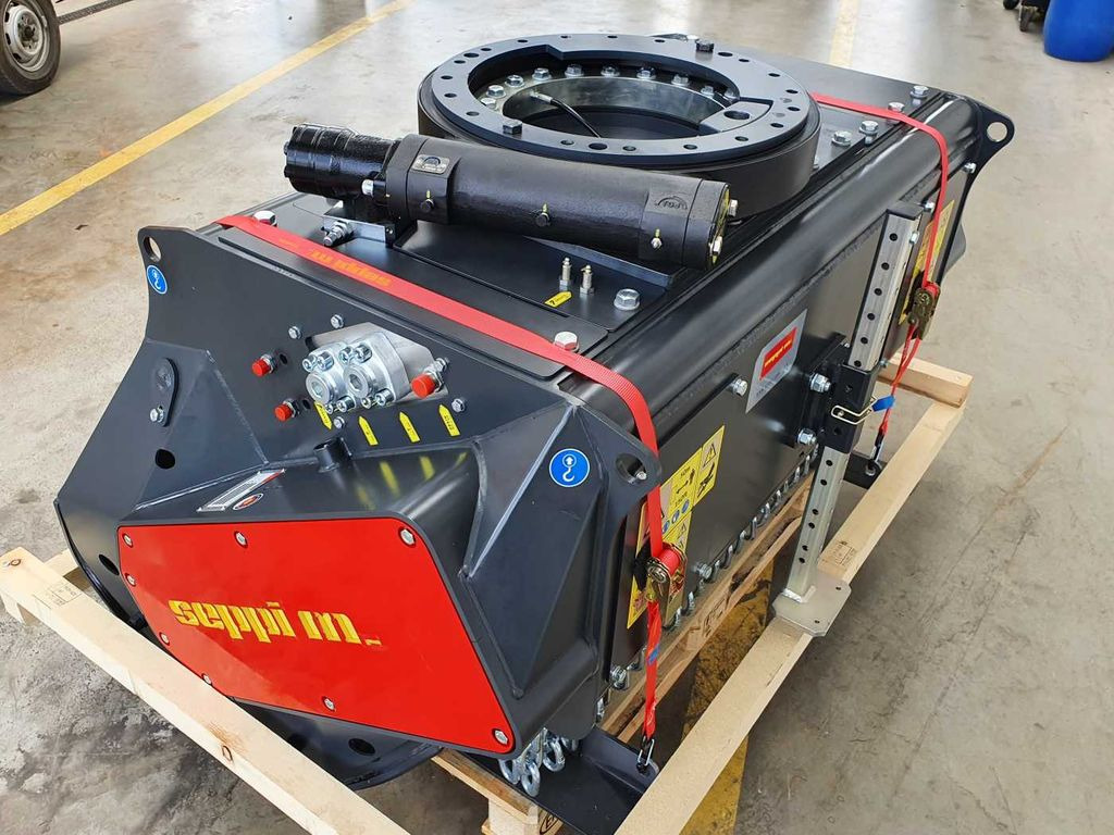 Seppi M. BMS 125 / 13-30t Forstmulcher Drehmotor - Forstmulcher: das Bild 5 Seppi M. BMS 125 / 13-30t Forstmulcher Drehmotor - Forstmulcher: das Bild 5