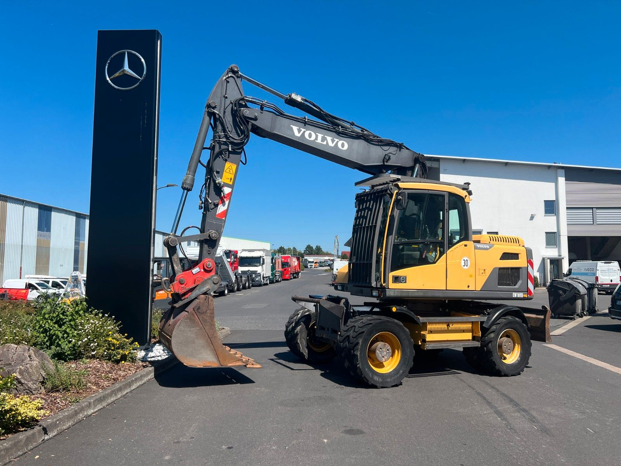 Volvo EW160D / 2014 / 1xTieflöffel / Forstschutzgitter - Mobilbagger: das Bild 1 Volvo EW160D / 2014 / 1xTieflöffel / Forstschutzgitter - Mobilbagger: das Bild 1