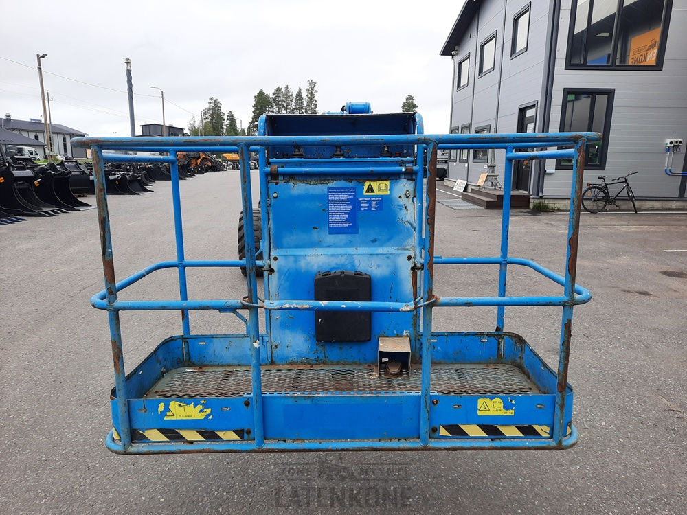 Genie Z-51/30J RT 4x4 Kuukulkija - Gelenkarmbühne: das Bild 3 Genie Z-51/30J RT 4x4 Kuukulkija - Gelenkarmbühne: das Bild 3