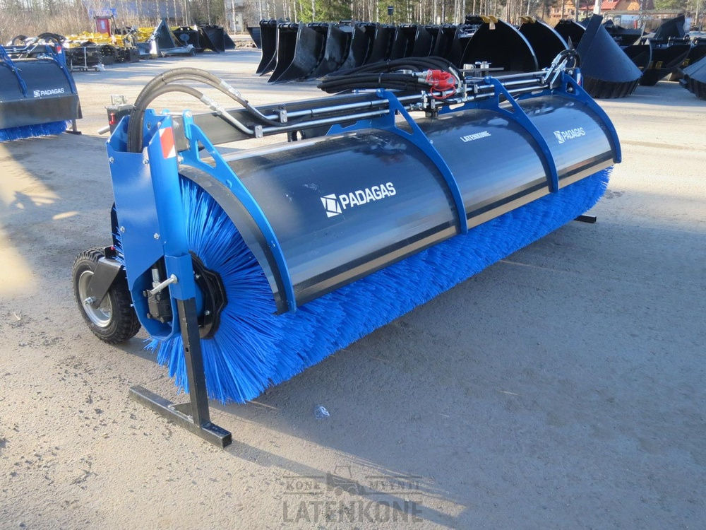 Padagas Avoharja Shark 300 RLT - Kehrbesen für Baumaschine: das Bild 4 Padagas Avoharja Shark 300 RLT - Kehrbesen für Baumaschine: das Bild 4