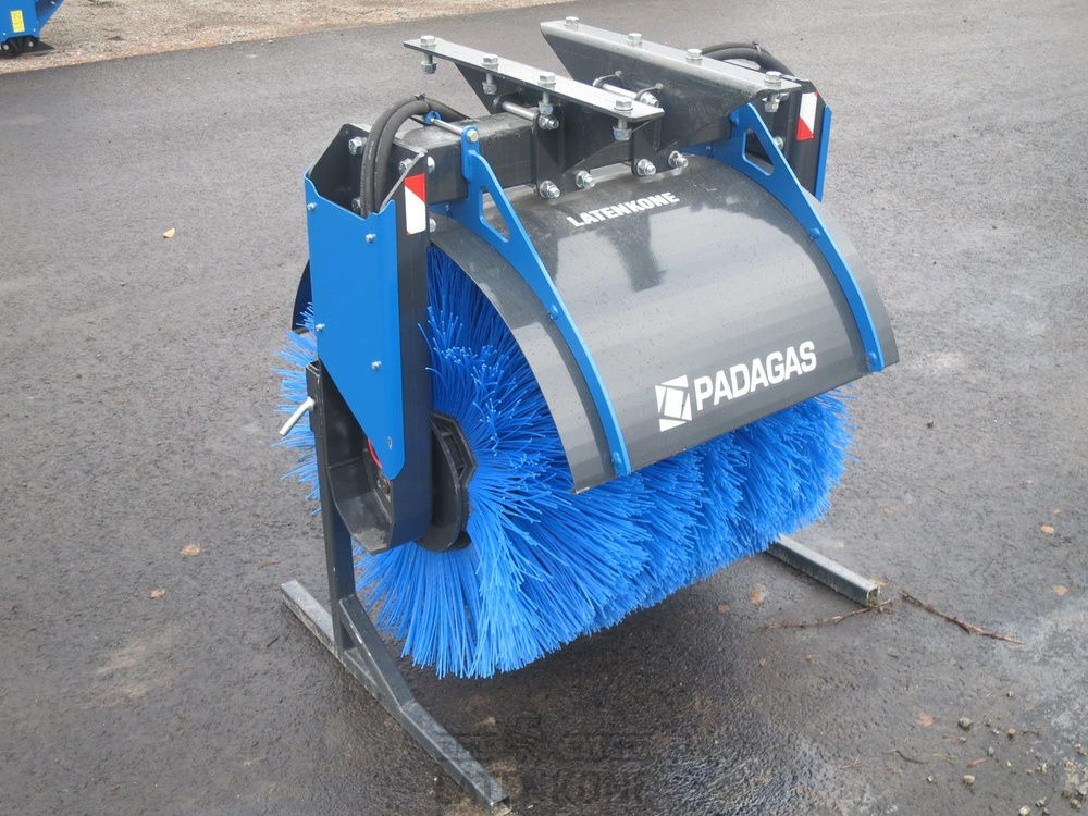 Padagas Puomiharja PIW-80 R ilman kiinnikettä - Kehrbesen für Baumaschine: das Bild 1 Padagas Puomiharja PIW-80 R ilman kiinnikettä - Kehrbesen für Baumaschine: das Bild 1