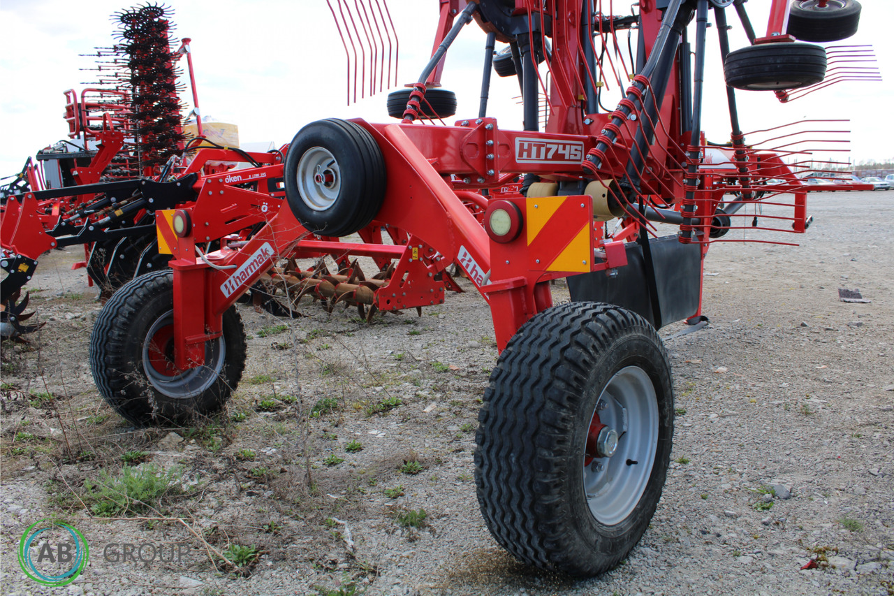 Harmak HT-745 double-rotor rake - Heuwender/ Wenderechen: das Bild 4 Harmak HT-745 double-rotor rake - Heuwender/ Wenderechen: das Bild 4
