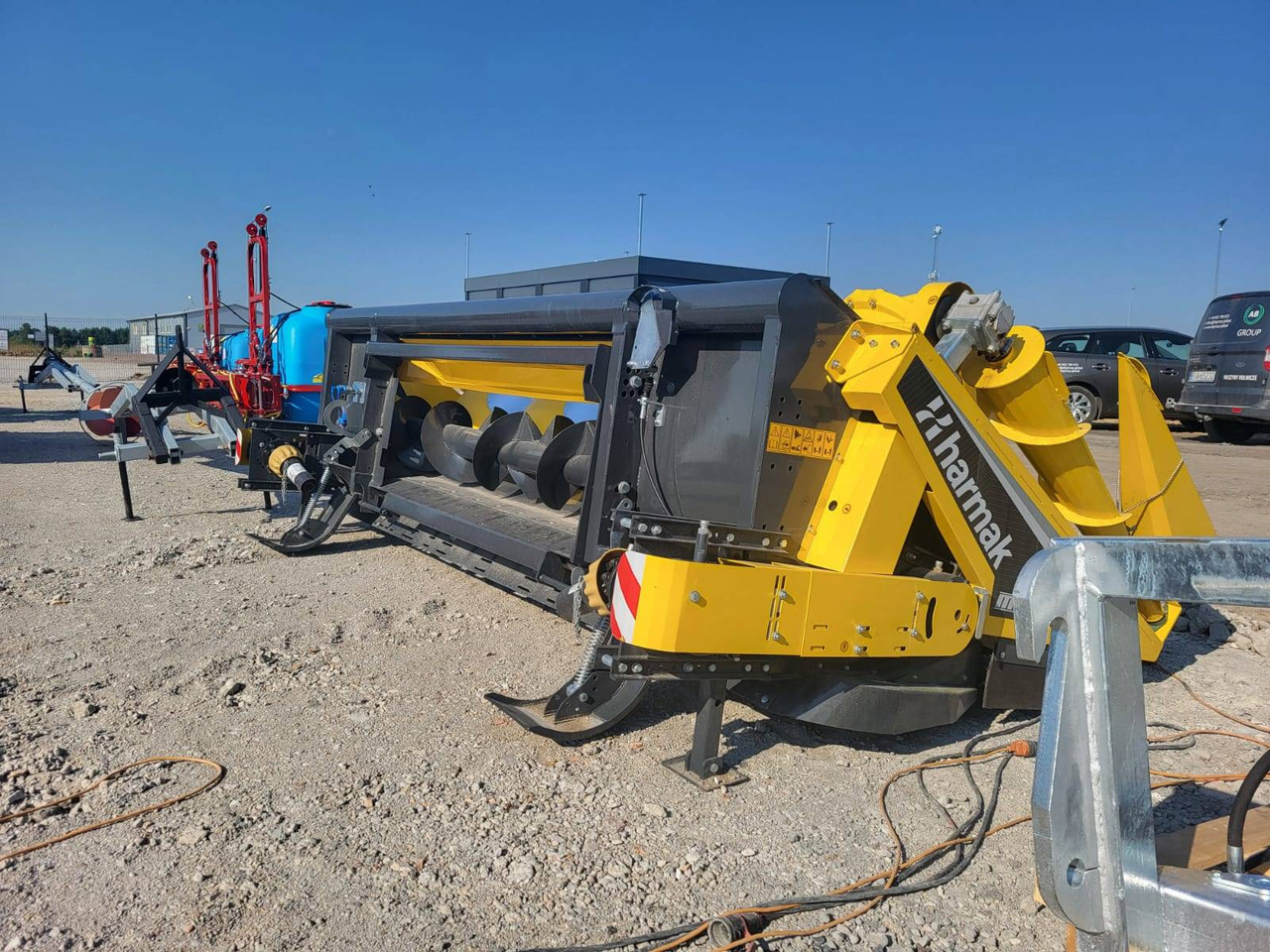 Harmak corn header MT5 - Pflückvorsatz für Mähdrescher: das Bild 5 Harmak corn header MT5 - Pflückvorsatz für Mähdrescher: das Bild 5