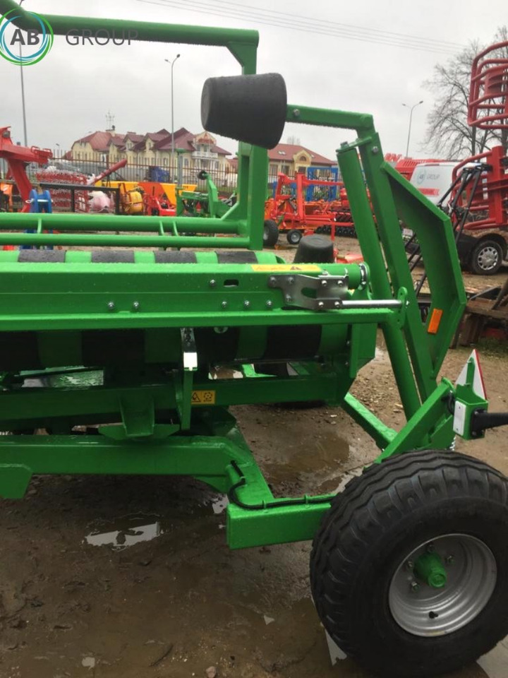 Inter-Tech self loading bale wrap GO01 - Ballenwickelgerät: das Bild 4 Inter-Tech self loading bale wrap GO01 - Ballenwickelgerät: das Bild 4