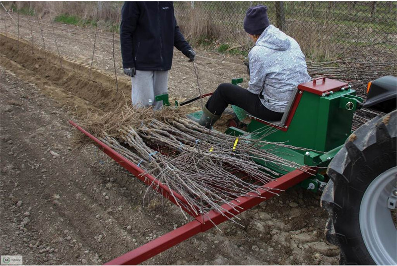 Królik sadzarka SDK-DN z dozownikiem nawozu - Kartoffellegemaschine: das Bild 1 Królik sadzarka SDK-DN z dozownikiem nawozu - Kartoffellegemaschine: das Bild 1