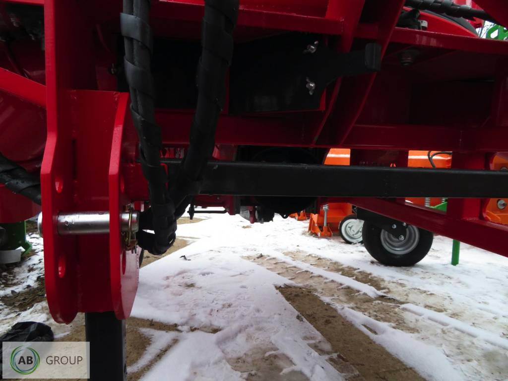 MCMS Warka straw spreader RS-16/B - Strohhäcksler: das Bild 4 MCMS Warka straw spreader RS-16/B - Strohhäcksler: das Bild 4