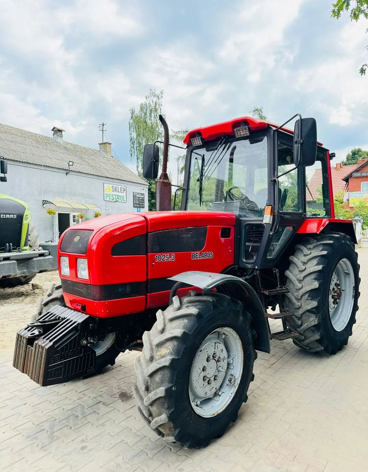 Belarus 1025.3 - Traktor: das Bild 1 Belarus 1025.3 - Traktor: das Bild 1