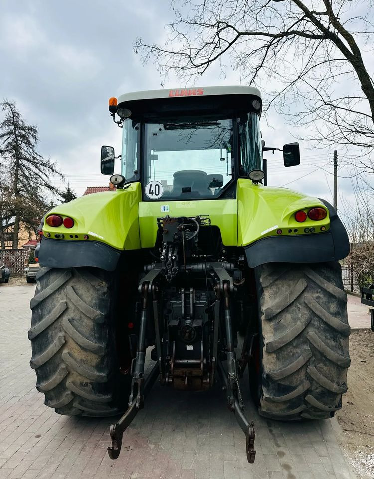 Traktor Claas Axion 810: das Bild 7