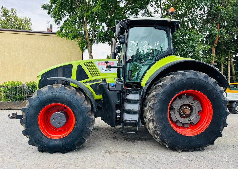 Claas Axion 940 CMATIC CEBIS - Traktor: das Bild 2 Claas Axion 940 CMATIC CEBIS - Traktor: das Bild 2
