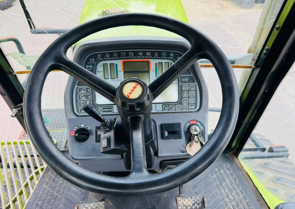 Traktor Claas Challenger CH45: das Bild 14