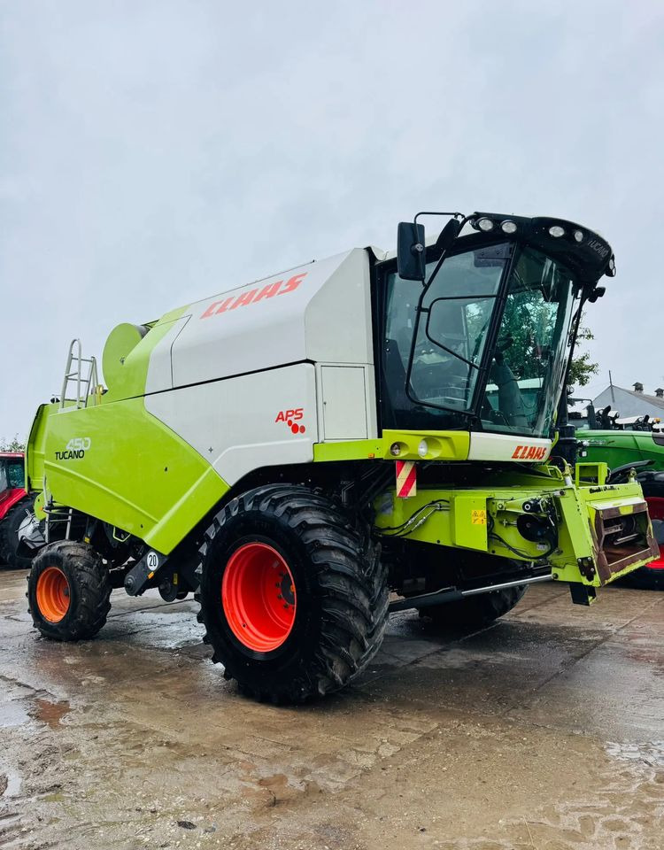 Claas Tucano 450 - Mähdrescher: das Bild 3 Claas Tucano 450 - Mähdrescher: das Bild 3