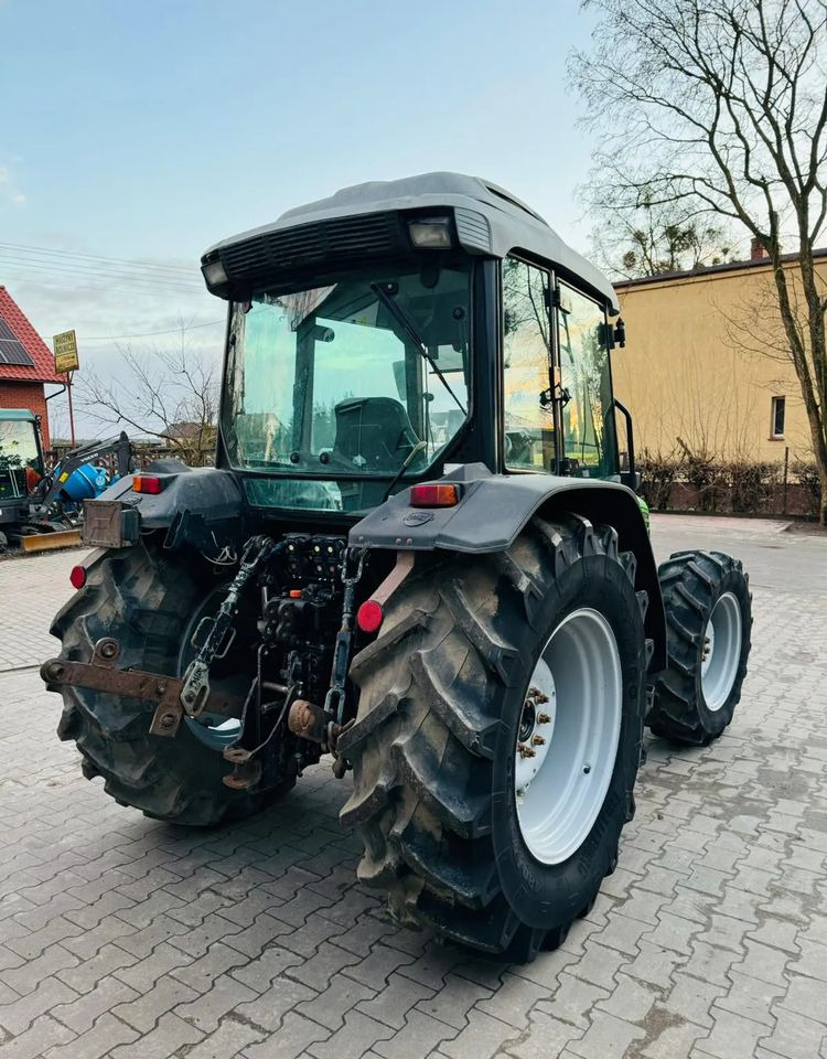 Deutz-Fahr Agroplus 87 - Traktor: das Bild 5 Deutz-Fahr Agroplus 87 - Traktor: das Bild 5
