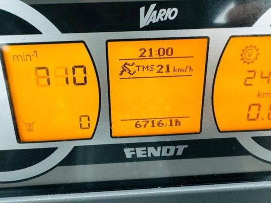 Fendt 211 VARIO TMS - Traktor: das Bild 2 Fendt 211 VARIO TMS - Traktor: das Bild 2
