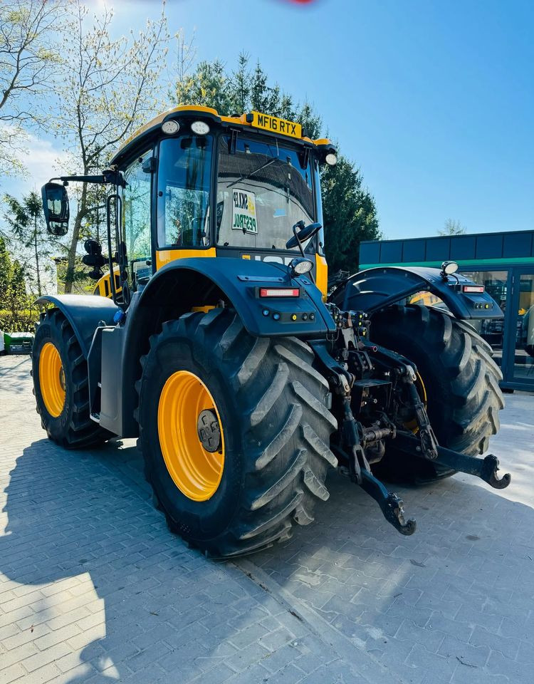 JCB Fastrac 4220 - Traktor: das Bild 4 JCB Fastrac 4220 - Traktor: das Bild 4