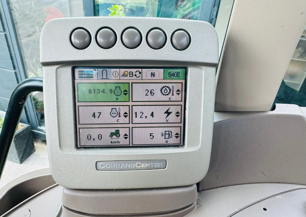 Traktor John Deere 6430: das Bild 9