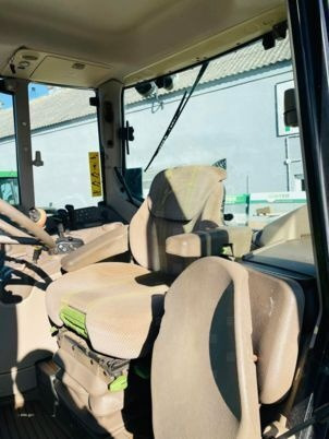 Traktor John Deere 7530: das Bild 6
