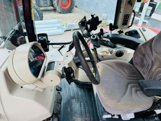 Massey Ferguson 7620 DYNASHIFT - Traktor: das Bild 5 Massey Ferguson 7620 DYNASHIFT - Traktor: das Bild 5