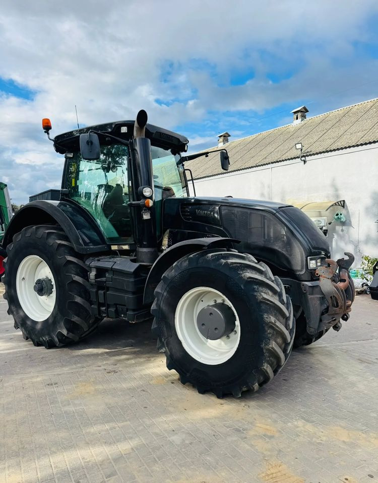Valtra S233 - Traktor: das Bild 4 Valtra S233 - Traktor: das Bild 4