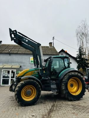 Valtra T174 - Traktor: das Bild 5 Valtra T174 - Traktor: das Bild 5