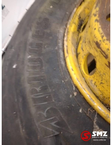 Bridgestone Occ vrachtwagenband Bridgestone 12R22.5 - Reifen für LKW: das Bild 2 Bridgestone Occ vrachtwagenband Bridgestone 12R22.5 - Reifen für LKW: das Bild 2